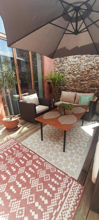 Coquette Maison De Village Nefiach Kültér fotó