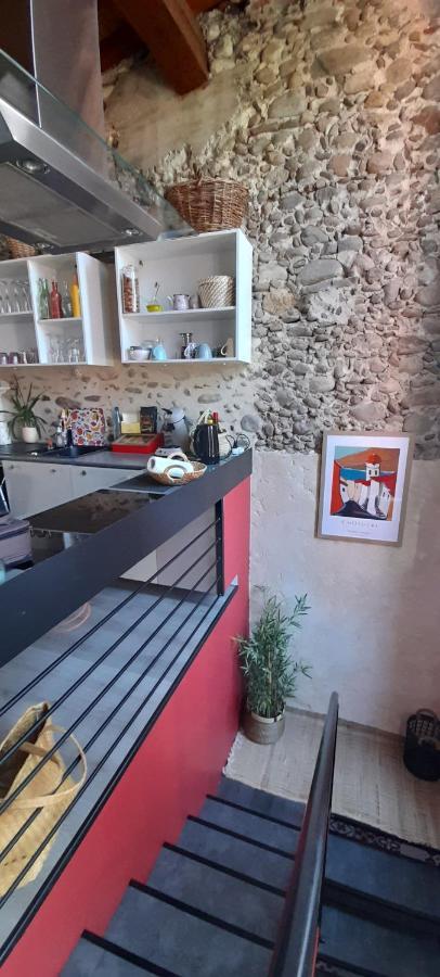 Coquette Maison De Village Nefiach Kültér fotó